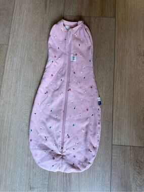 ErgoPouch Pink Cocoon Swaddle Sleep Sack 1.0 TOG